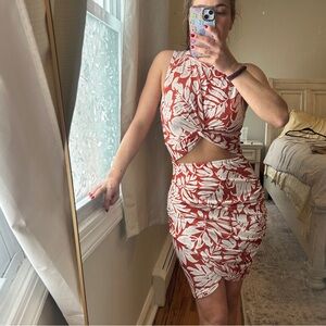 Floral Dress in Burnt orange- NWOT✨